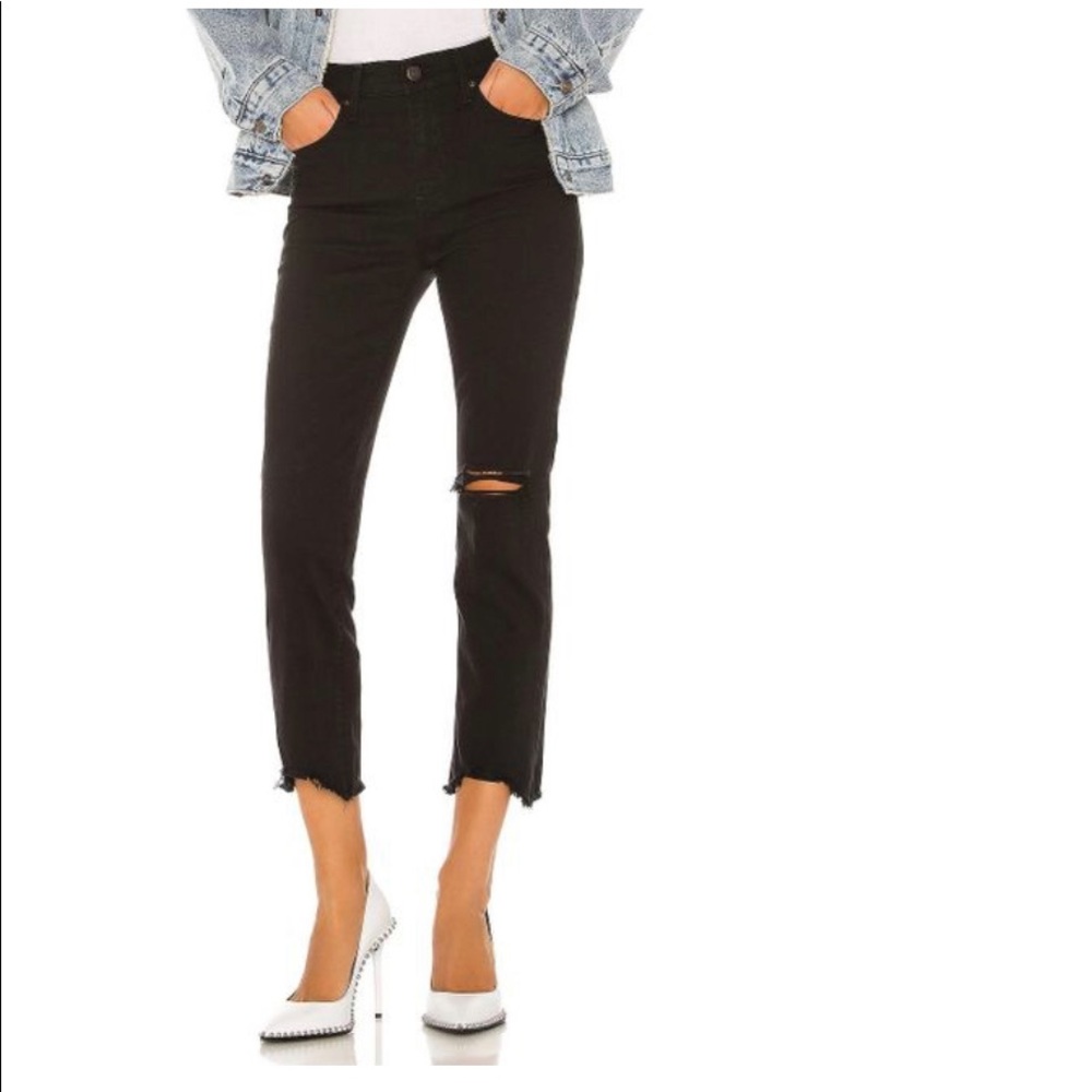 Levi’s 724 Black High Rise Straight Crop